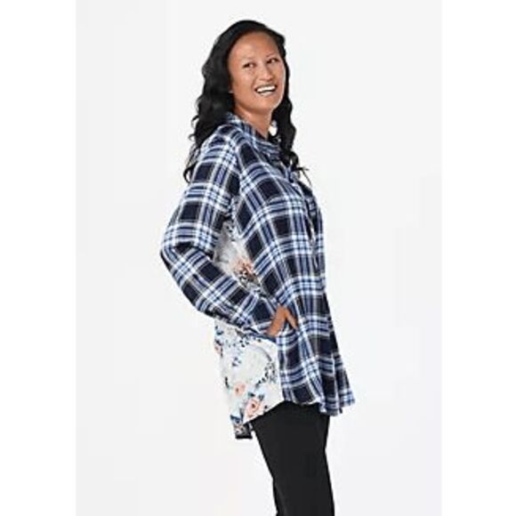 Tolani Collection Womens 3X Button Down Tunic Top Back Print Blue Plaid NWT - Picture 2 of 5